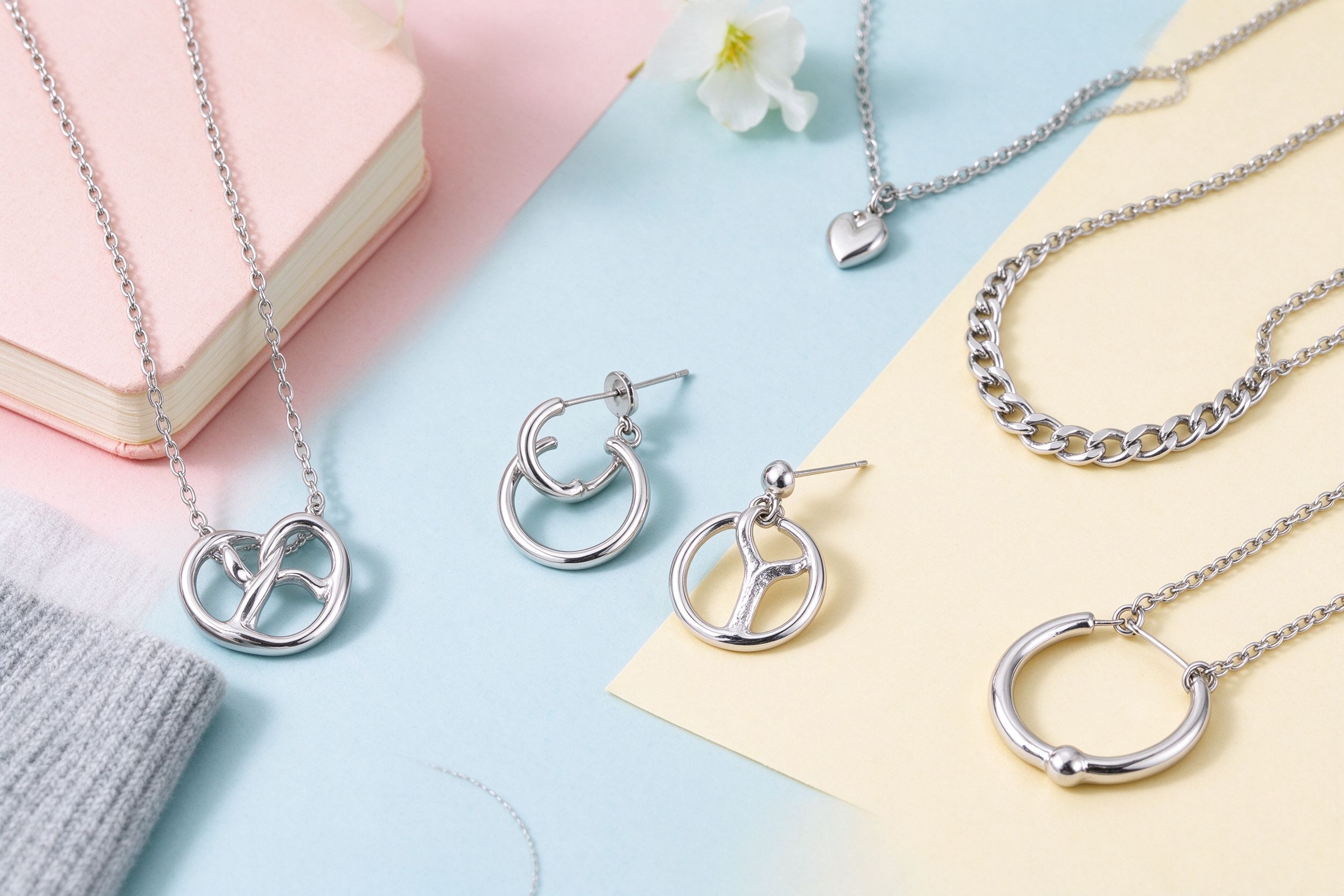 Moissanite Silver Rings: A Wholesale Buying Guide