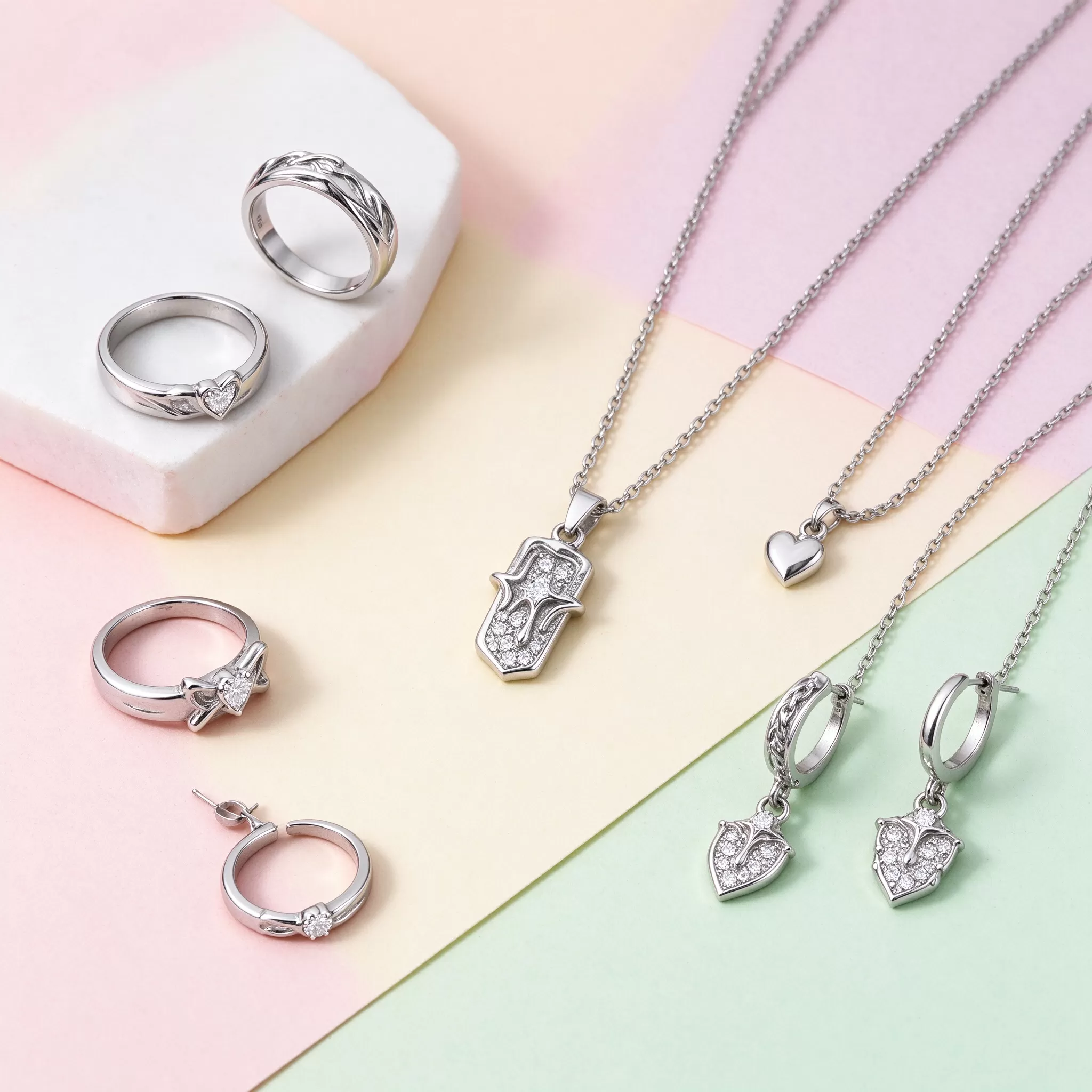 Three-piece silver jewelry set Three-piece sterling silver jewelry set with coordinated stones